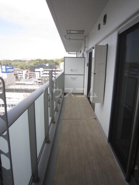 21/30 バルコニー