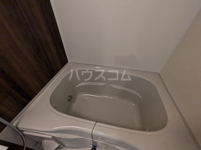 18/30 浴室