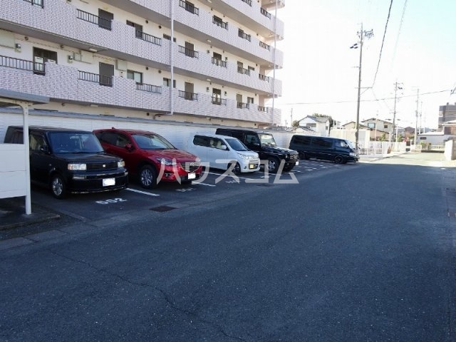 17/26 駐車場