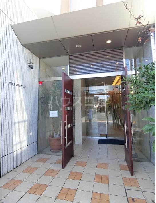 20/22 エントランス