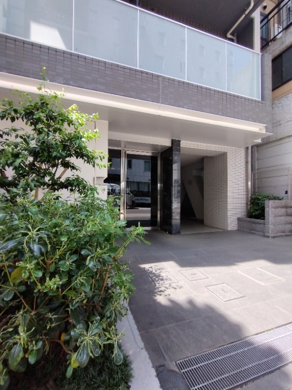 15/24 エントランス