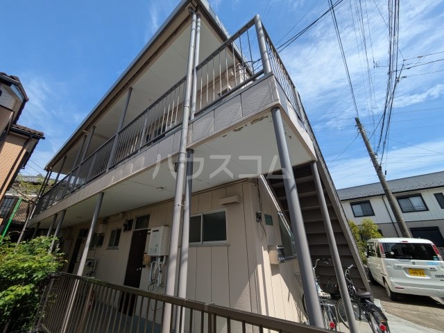 21/28 エントランス