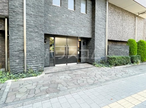 15/25 エントランス