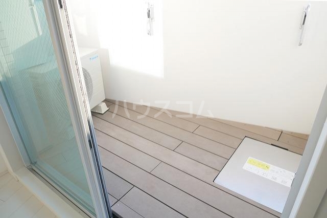 13/27 バルコニー