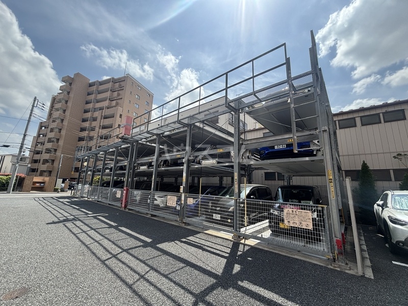 21/23 駐車場