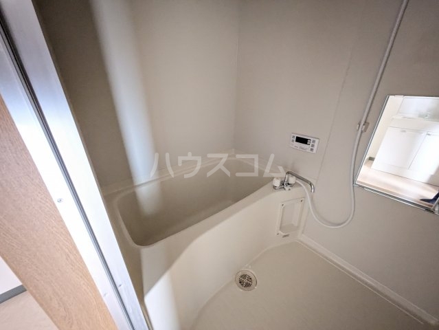 14/30 浴室