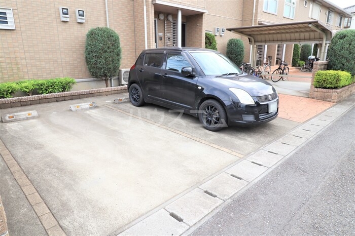 15/19 駐車場