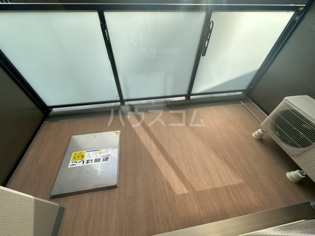 19/30 バルコニー