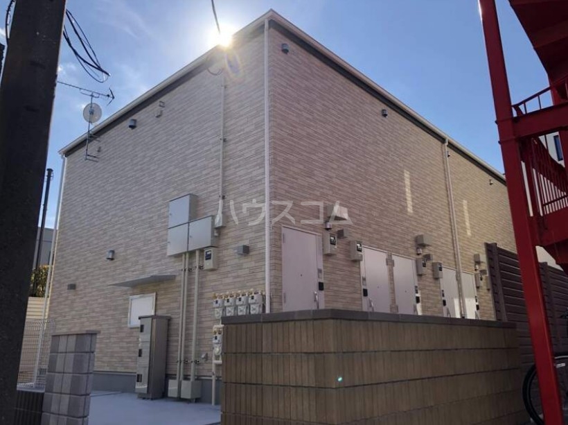 15/15 エントランス