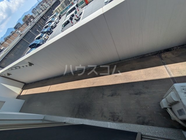 25/30 バルコニー