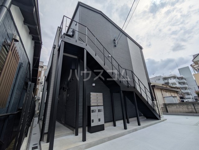 2/3 エントランス