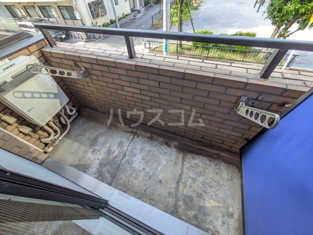 16/27 バルコニー