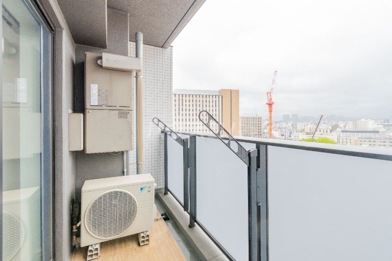 13/20 バルコニー