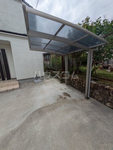 19/23 駐車場