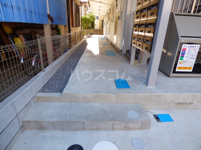 2/30 外観