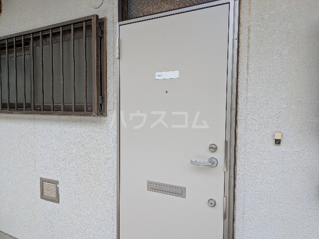 2/2 エントランス