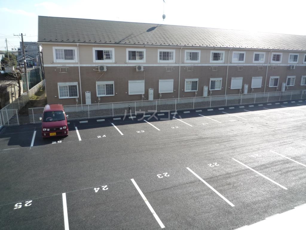 17/19 エントランス