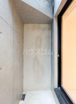 13/19 バルコニー