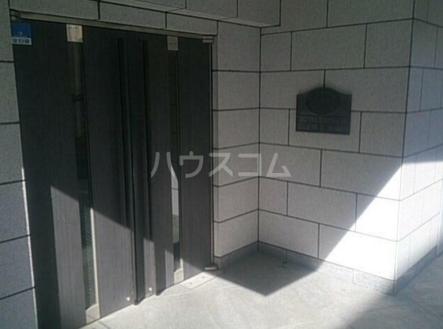 15/25 エントランス