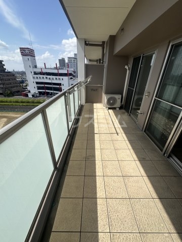 20/30 バルコニー