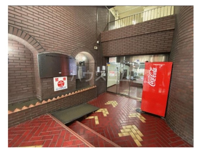 15/25 エントランス