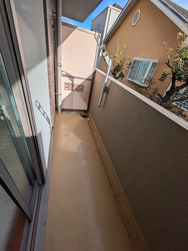 18/30 バルコニー