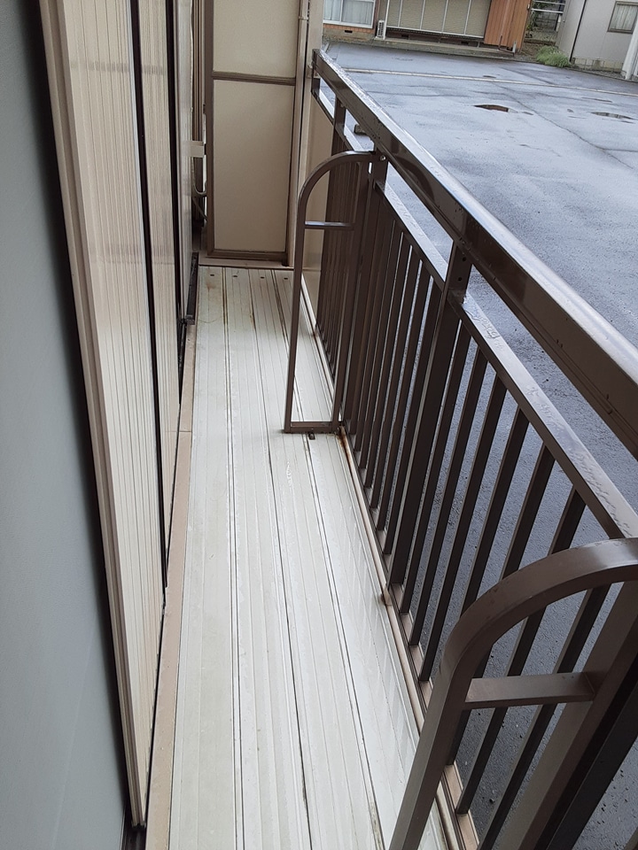 17/27 バルコニー