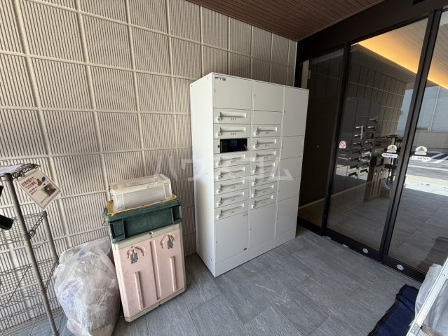 20/30 エントランス