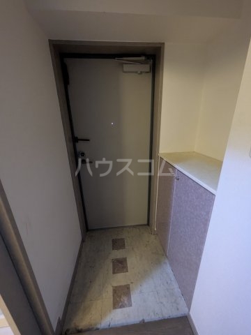 13/30 玄関