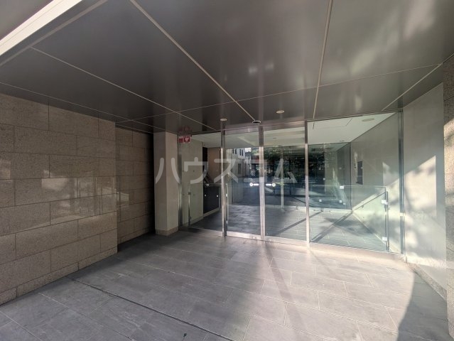 29/29 エントランス