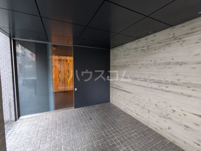 3/4 エントランス