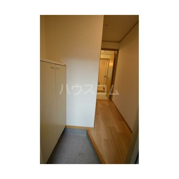 17/27 エントランス