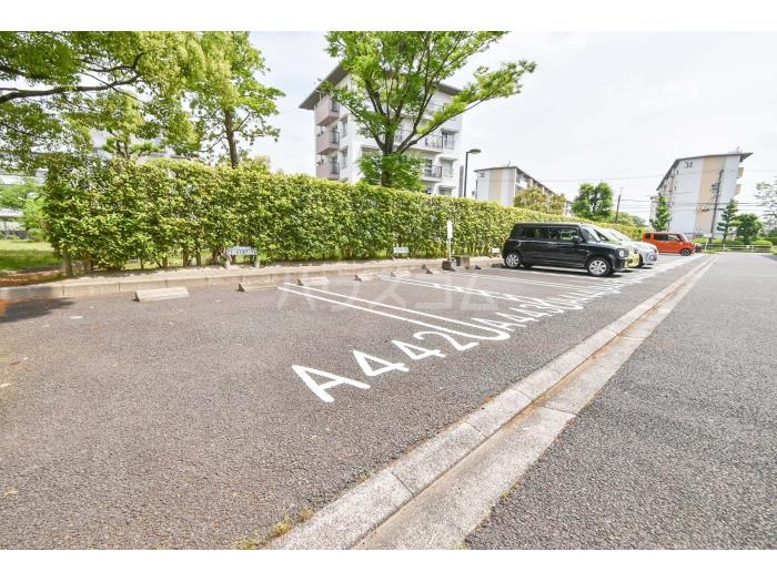 17/24 駐車場