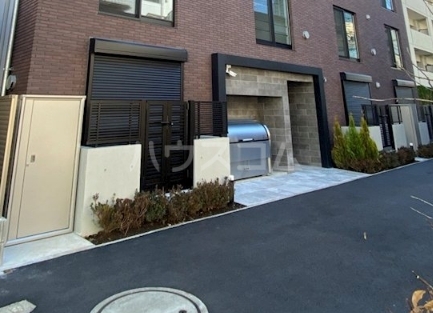 14/15 エントランス