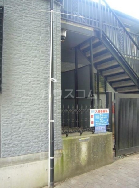 19/29 エントランス