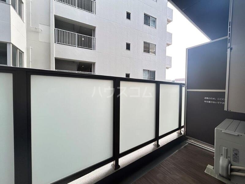 13/21 バルコニー