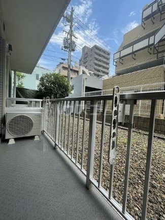 13/17 バルコニー