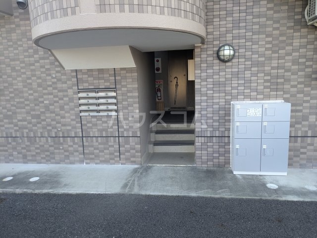 19/28 エントランス