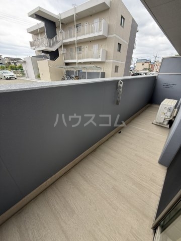 15/18 バルコニー