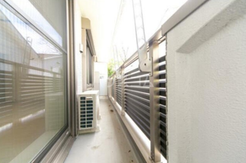 14/30 バルコニー