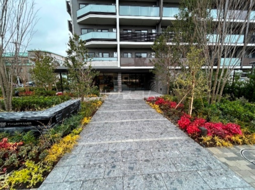 16/26 エントランス