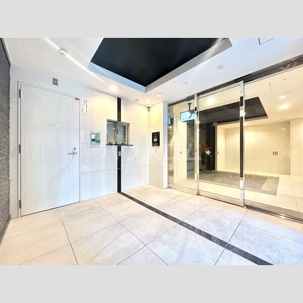 16/22 エントランス