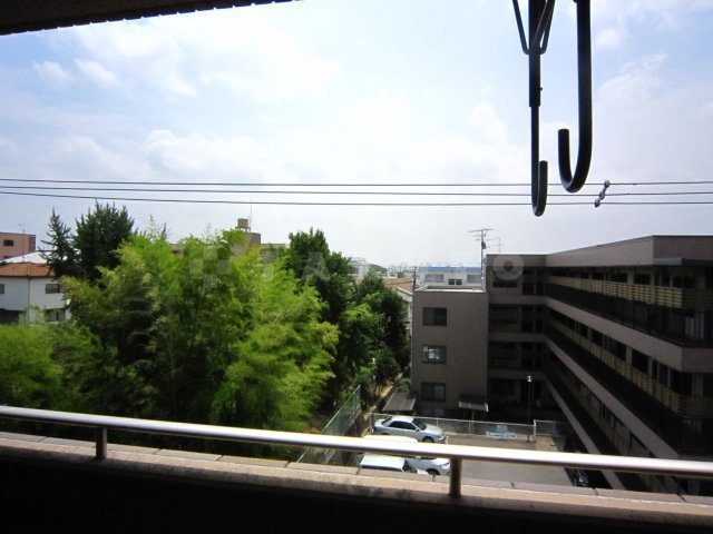 14/27 バルコニー