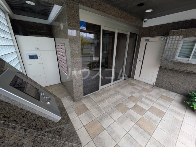 29/30 エントランス