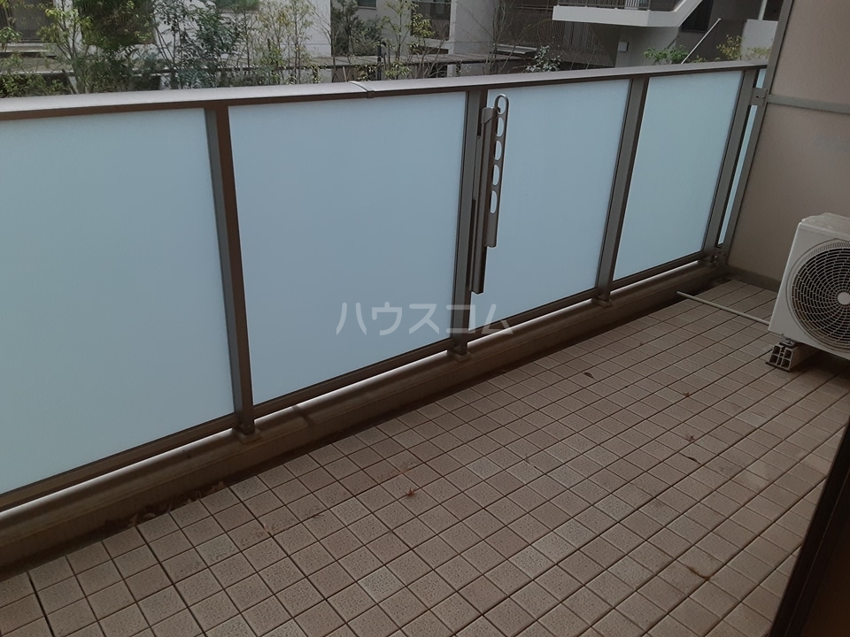 19/30 バルコニー