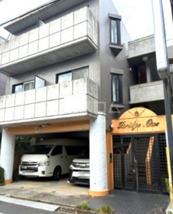 17/24 エントランス