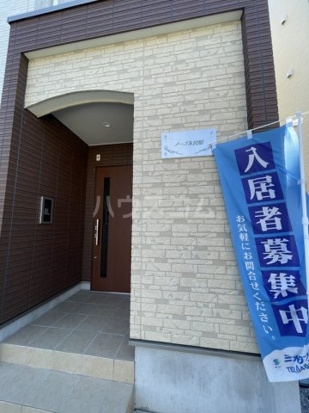 21/30 エントランス