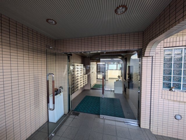 29/30 エントランス