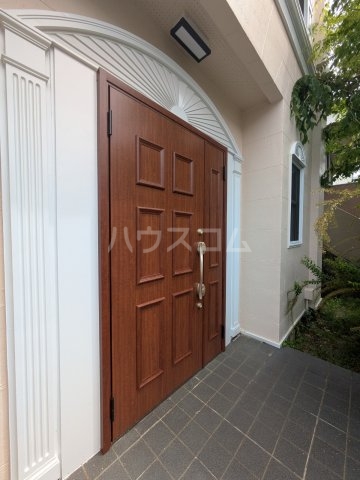 15/26 エントランス