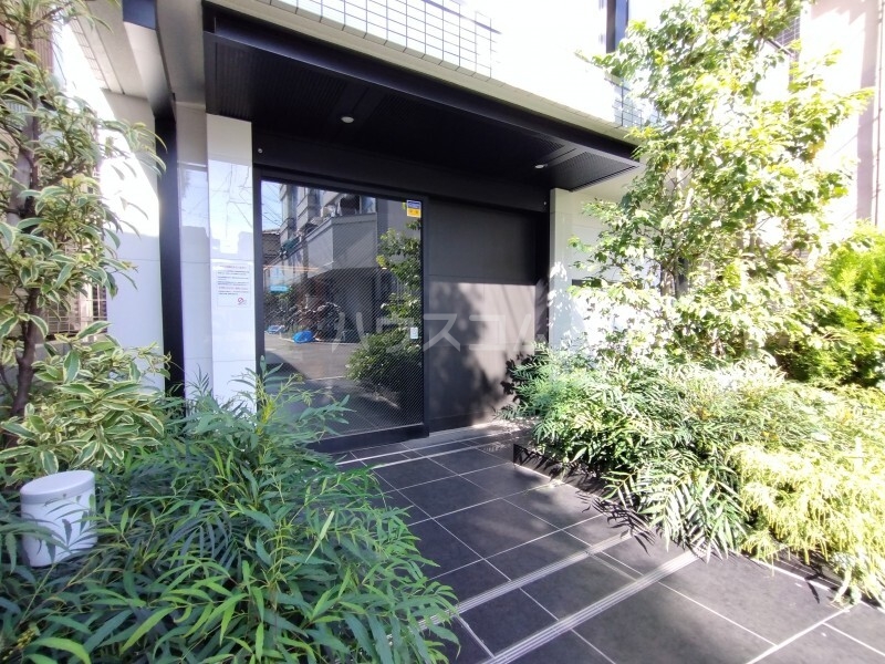 15/19 エントランス